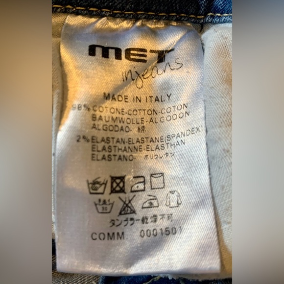 MET In Jeans w/ Waist Embellishments “Made in Italy” 🇮🇹 👖 - Picture 3 of 11